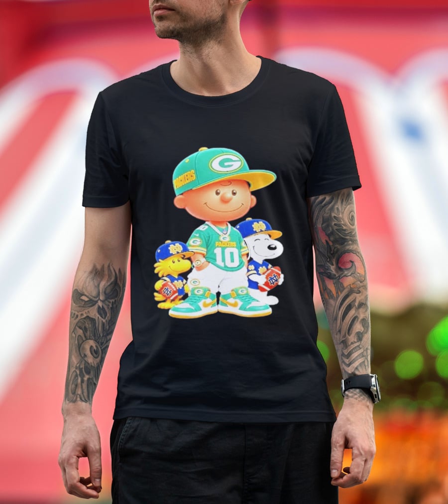 Peanuts Green Bay Packers Notre Dame Fighting Irish Football Characters Charlie Brown Snoopy Woodstock T-Shirt
