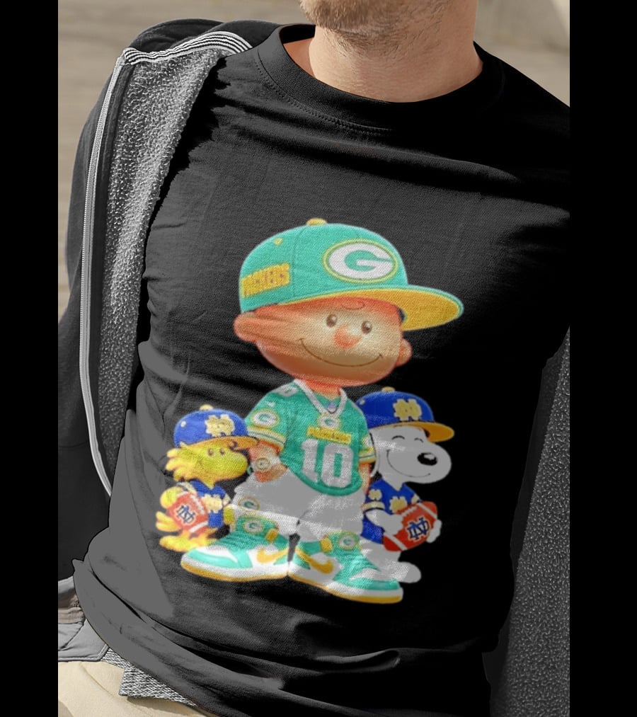 Peanuts Green Bay Packers Notre Dame Fighting Irish Football Characters Charlie Brown Snoopy Woodstock T-Shirt