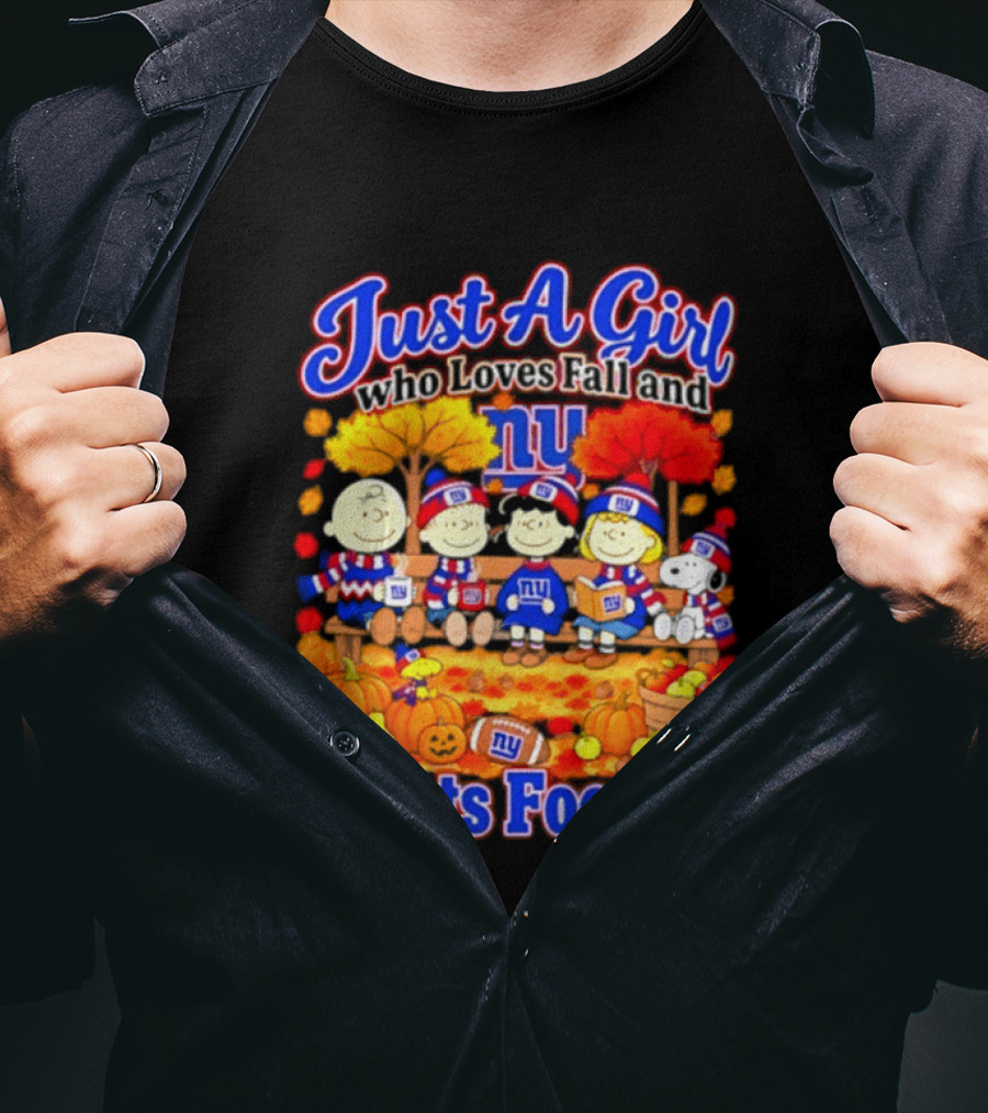 Just A Girl Who Loves Fall And Giants Football New York Peanuts Christmas T-Shirt