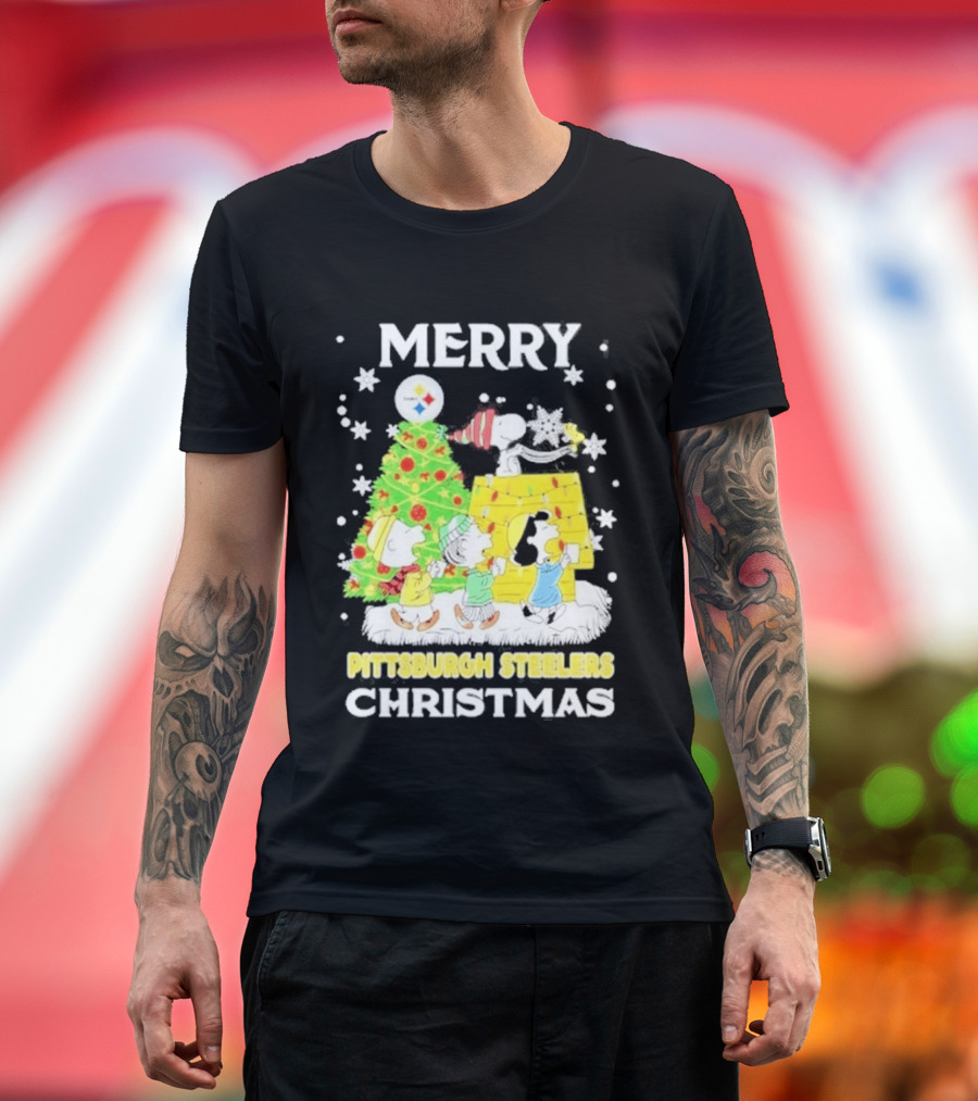 Merry Christmas 2026 Pittsburgh Steelers Peanuts Tree And Snoopy T-Shirt