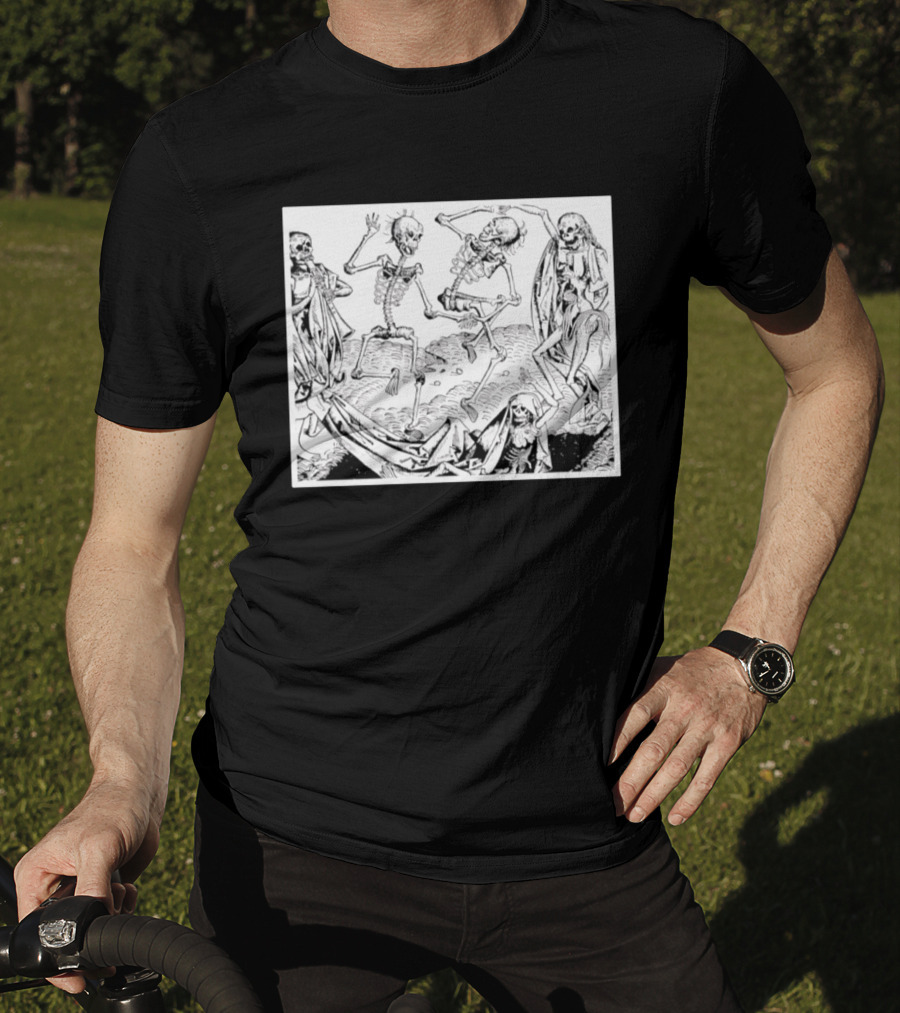 Danse Macabre Skeleton Dance Halloween Medieval T-Shirt