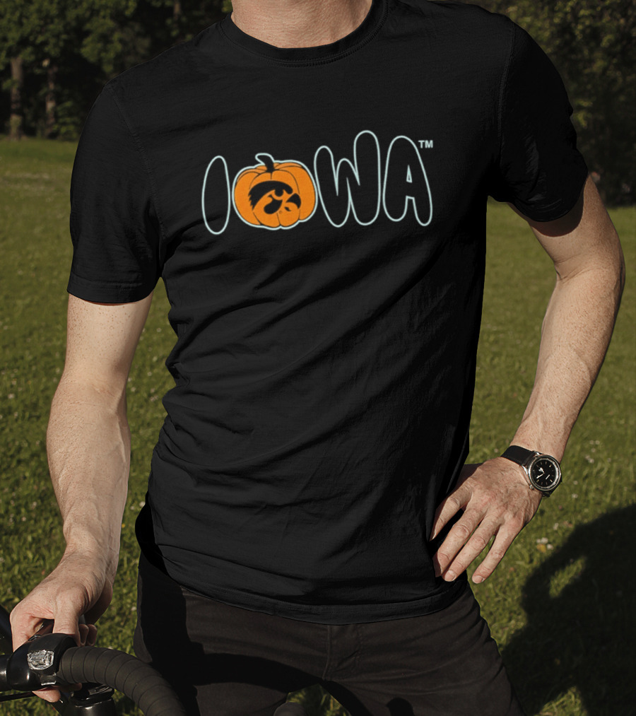 Iowa Hawkeyes Pumpkin Halloween 2026 Triblend T-Shirt