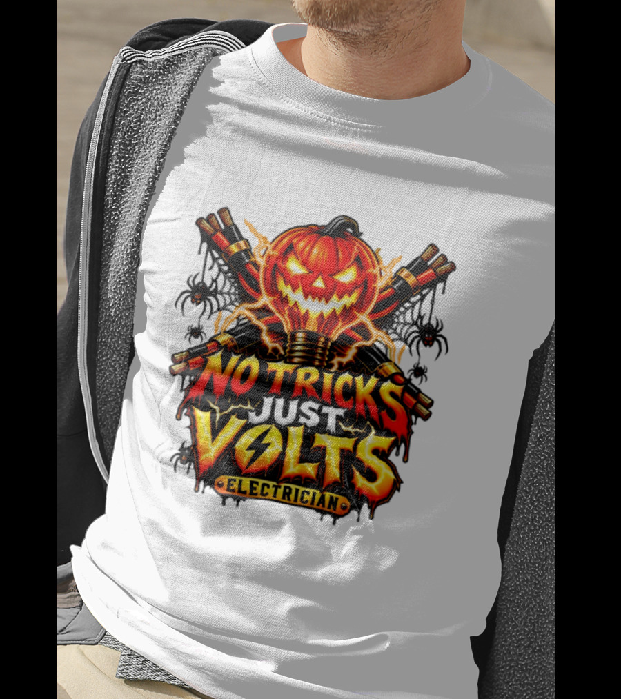 No Tricks Just Volts Electrician Pumpkin Halloween T-Shirt