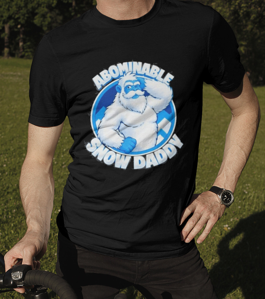Abominable Snow Daddy Yeti Bigfoot Sasquatch Ice Blue Circle T-Shirt