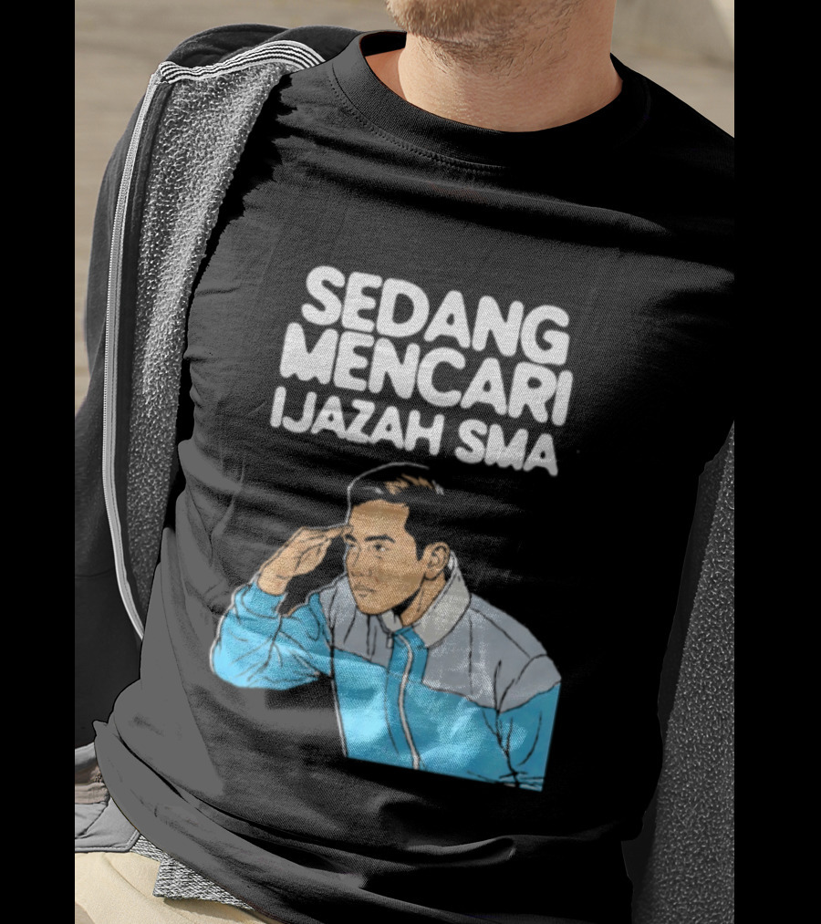 Sedang Mencari Ijazah SMA Man In Blue Jacket Visual T-Shirt