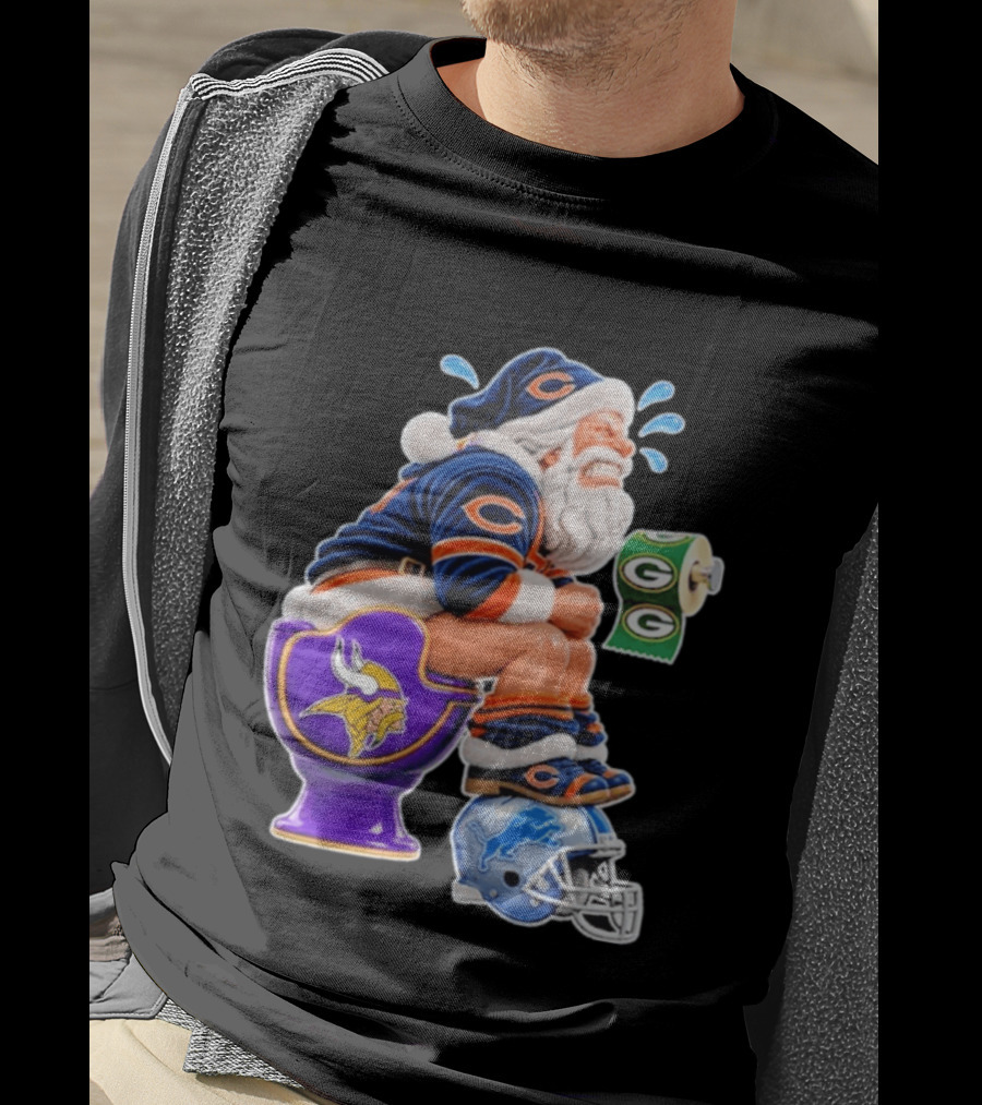 Santa Claus On Toilet Minnesota Vikings Detroit Lions Green Bay Packers Chicago Bears Funny Christmas 2026 Football T-Shirt