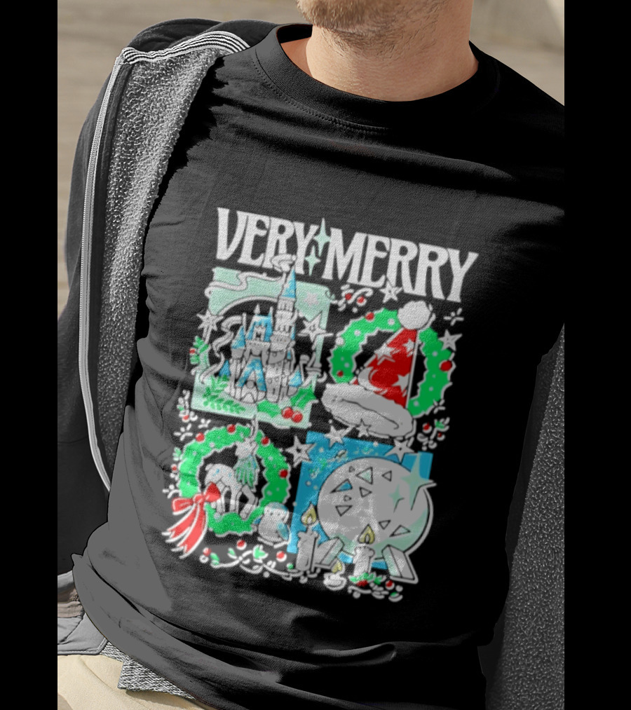 Very Merry 2026 Christmas Disney Castle Holiday Wreath And Santa Hat Candles T-Shirt