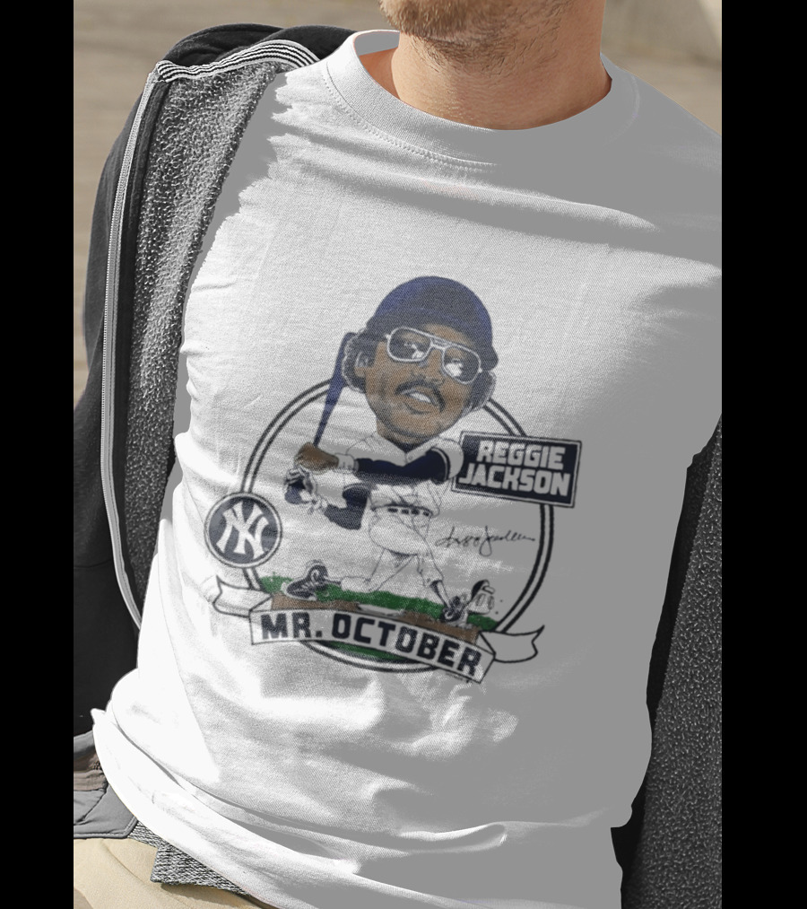 Yankees Reggie Jackson Mr. October Caricature Signature Art With NY Yankees T-Shirt