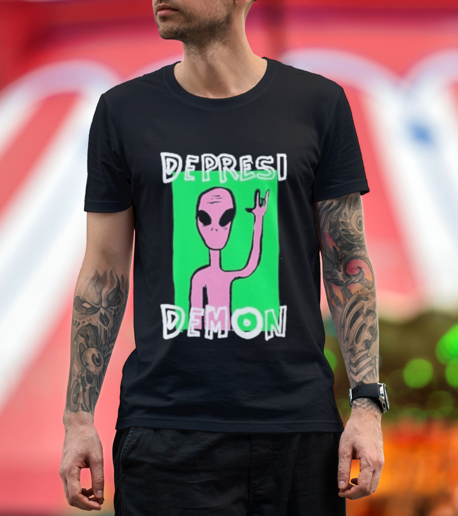Depresi Demon Pink Alien Rock On Meme T-Shirt