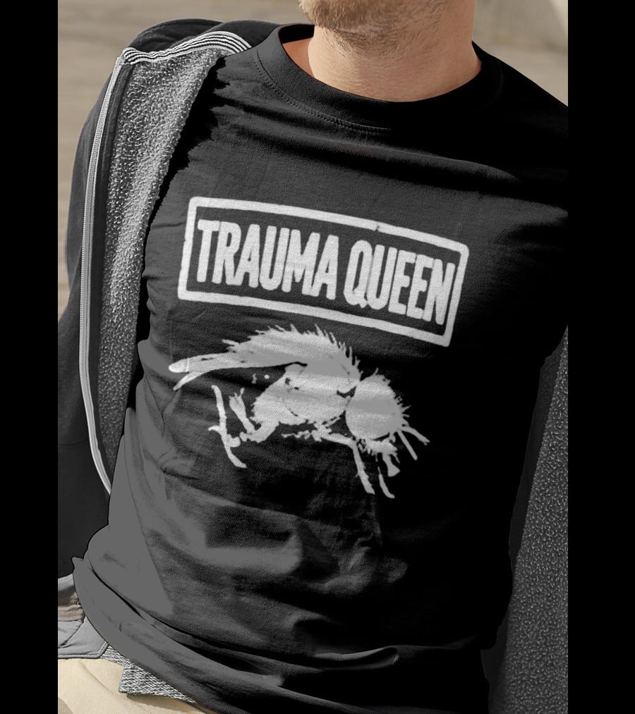 TRAUMA QUEEN Insect Sketch T-Shirt