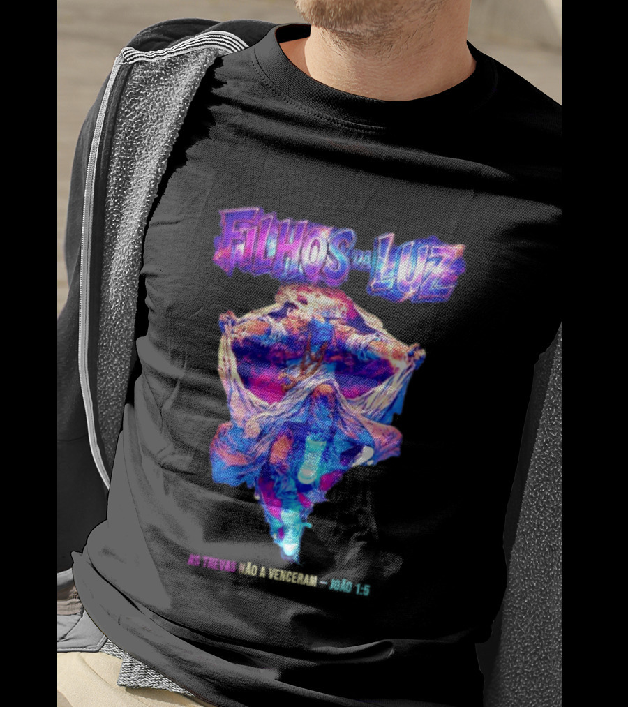 Filhos Da Luz As Trevas Não A Venceram João 1 5 Vibrant Angelic Warrior T-Shirt