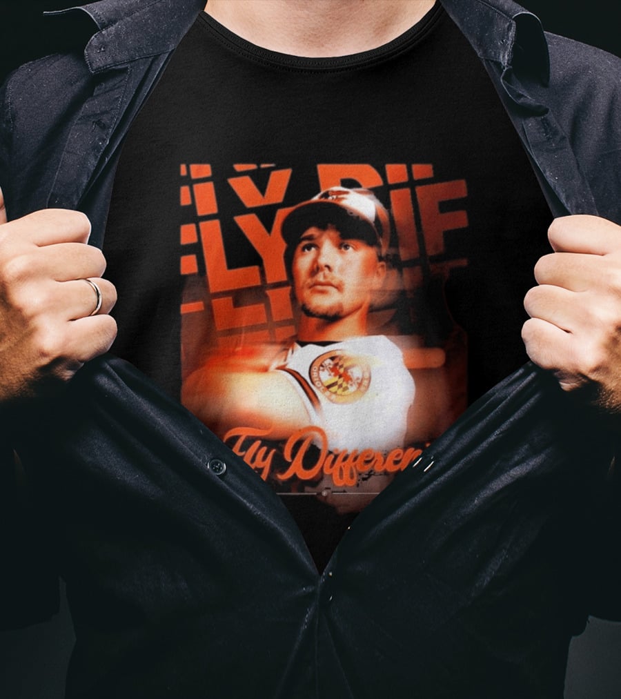 Gunnar Henderson Orioles Fly Different Baltimore Baseball T-Shirt