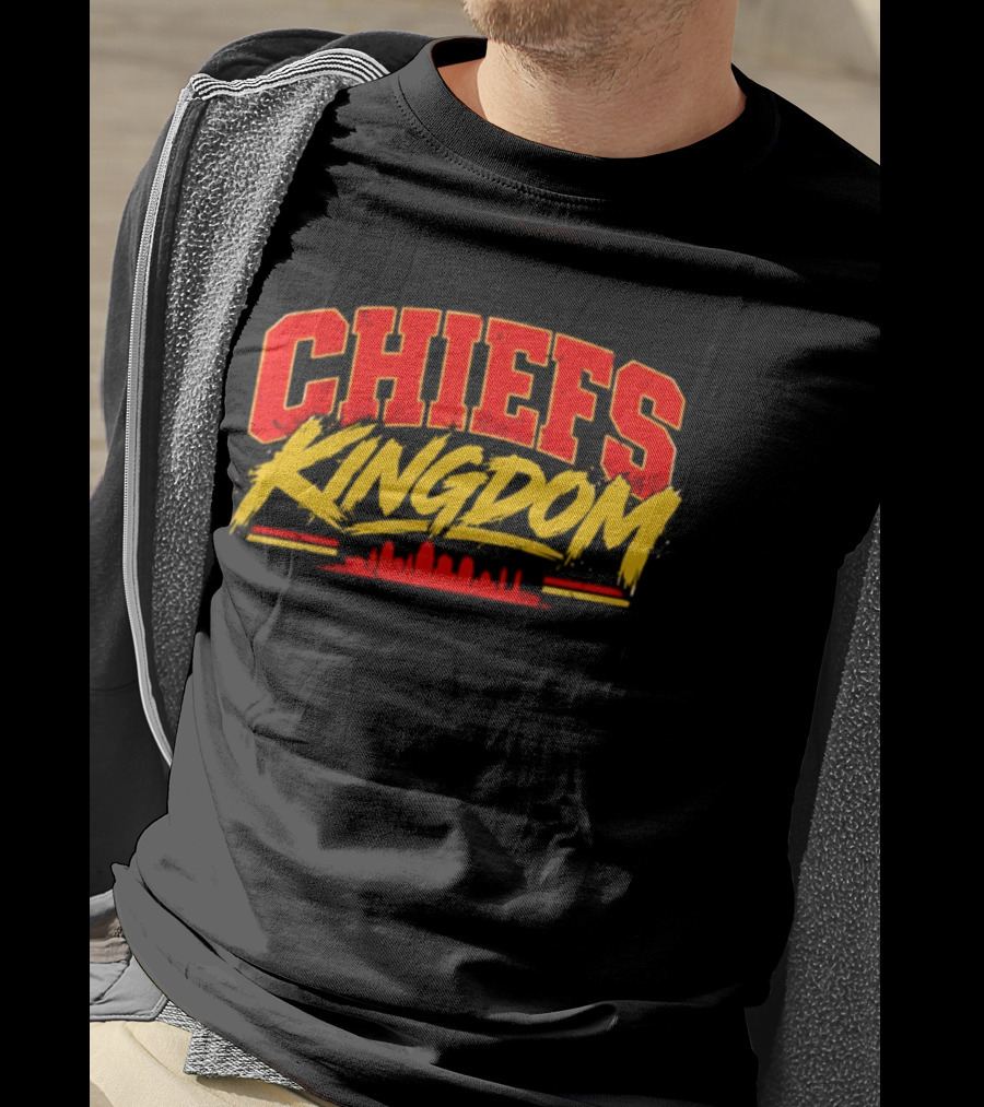 Kansas City Chiefs Kingdom Skyline 2026 T-Shirt