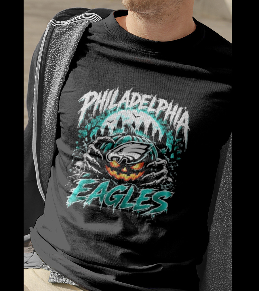 Philadelphia Eagles Halloween Pumpkin City Skyline Spooky T-Shirt