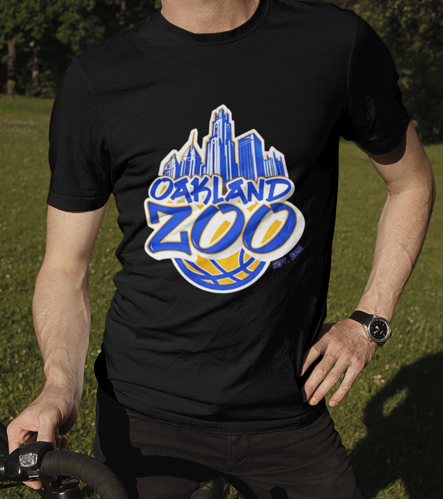 Pittsburgh Panthers Oakland Zoo Est. 2001 You Vs The Zoo 2026 T-Shirt