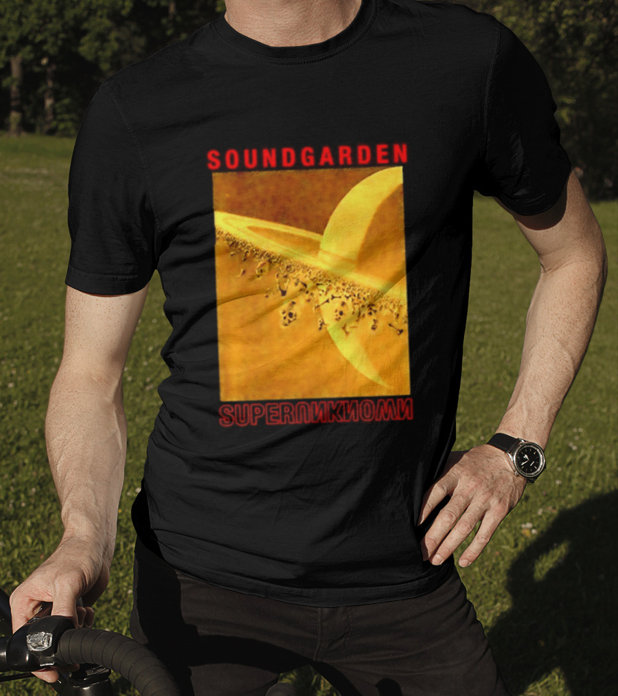 Soundgarden Superunknown Saturn Skulls Grunge Chris Cornell T-Shirt