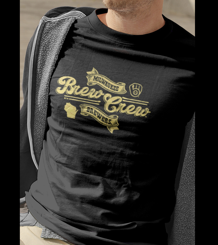 Milwaukee Brewers Brew Crew Baseball Glove Logo Wisconsin State T-Shirt