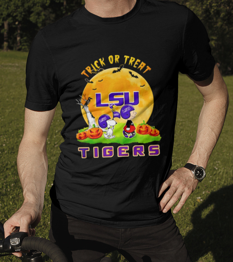 LSU Tigers Peanuts Trick Or Treat Halloween 2026 T-Shirt