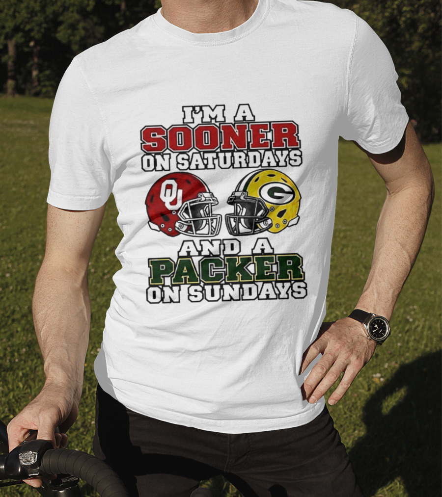 I'm A Sooner On Saturdays And A Packer On Sundays OU Green Bay Helmets 2026 T-Shirt