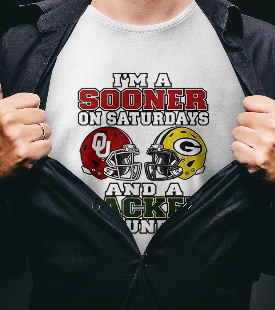 I'm A Sooner On Saturdays And A Packer On Sundays OU Green Bay Helmets 2026 T-Shirt