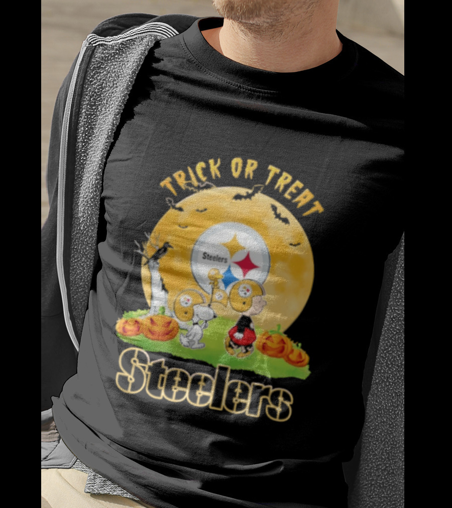Pittsburgh Steelers Peanuts Trick Or Treat Halloween Abbey Road 2026 T-Shirt