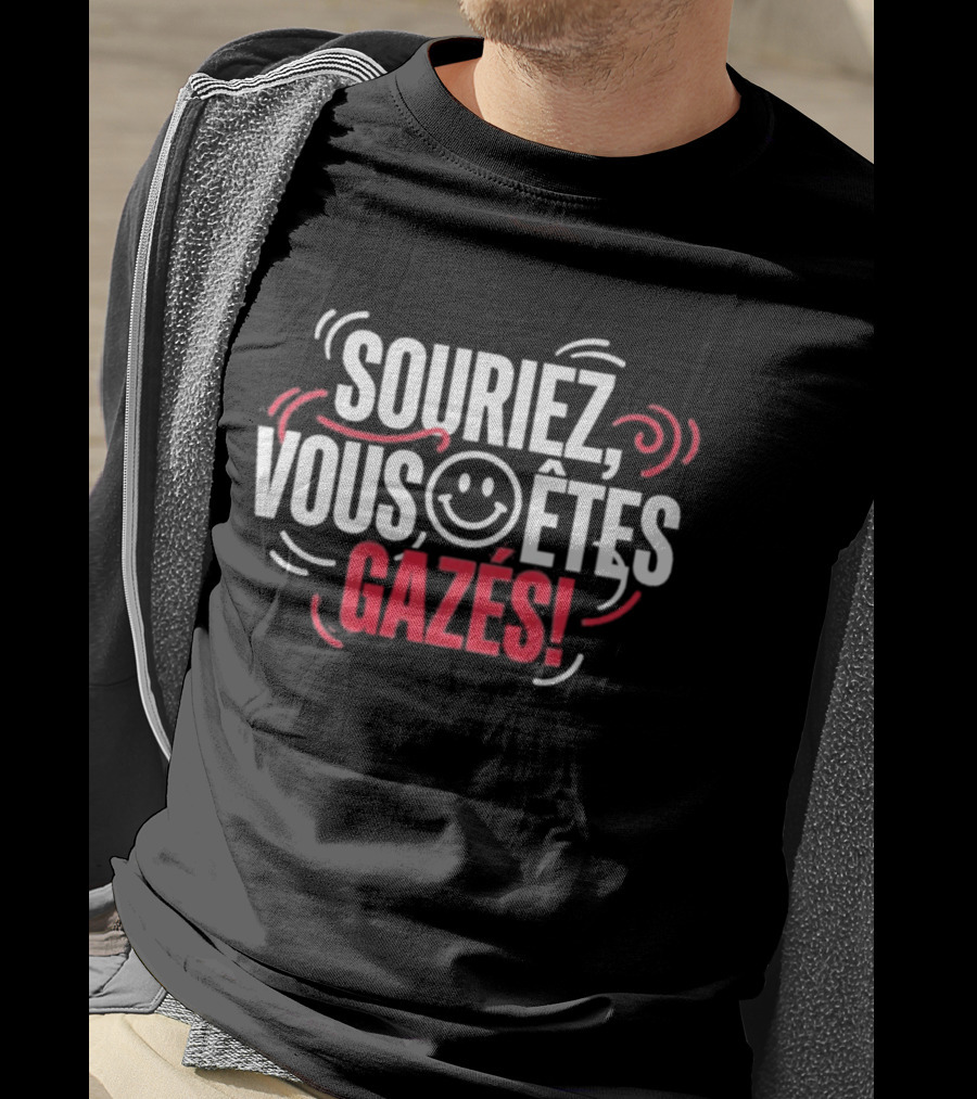 Souriez Vous Êtes Gazés Smiley Face T-Shirt