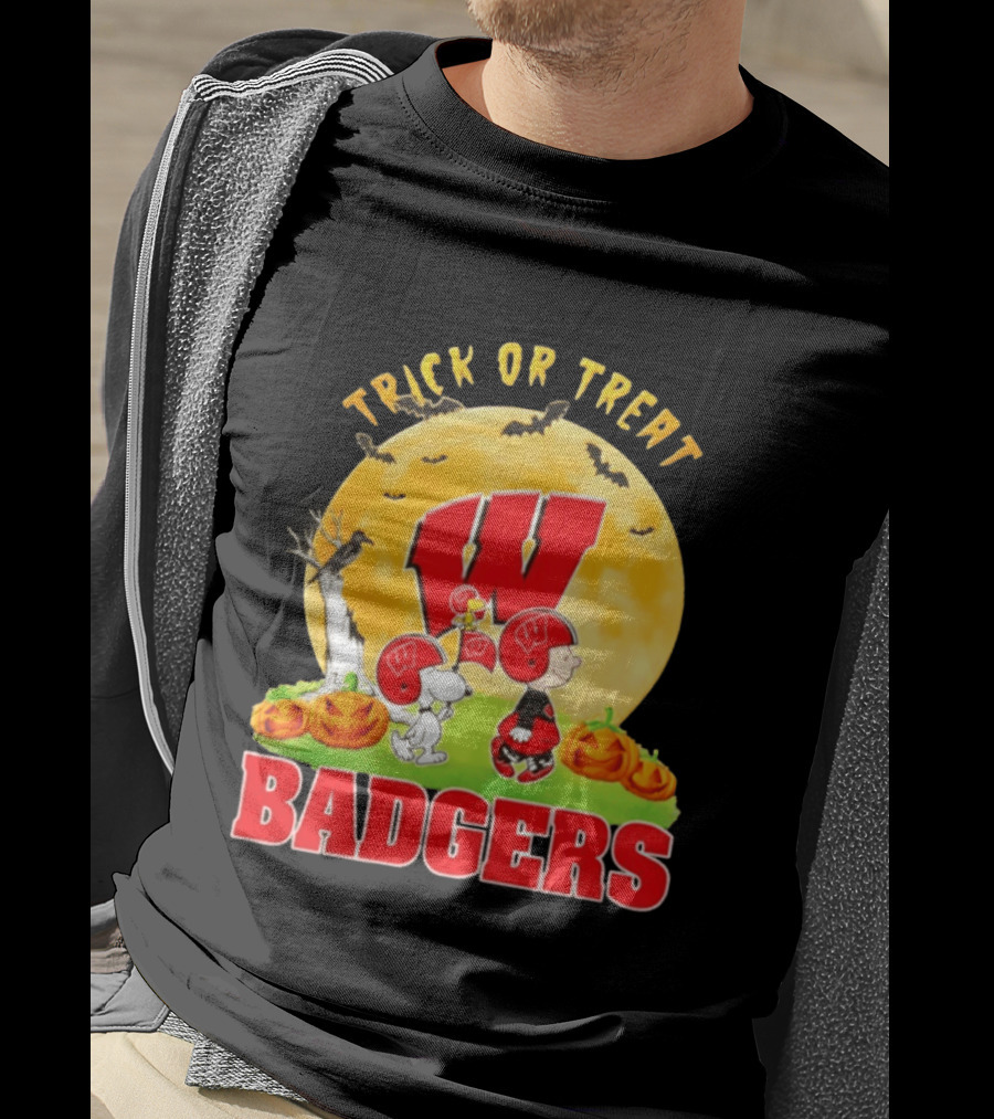 Wisconsin Badgers Peanuts Trick Or Treat Halloween 2026 T-Shirt