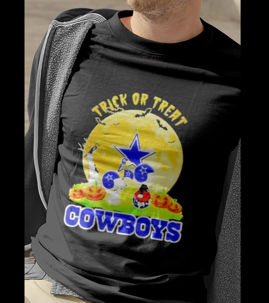 Dallas Cowboys Peanuts Trick Or Treat Halloween 2026 Abbey Road T-Shirt