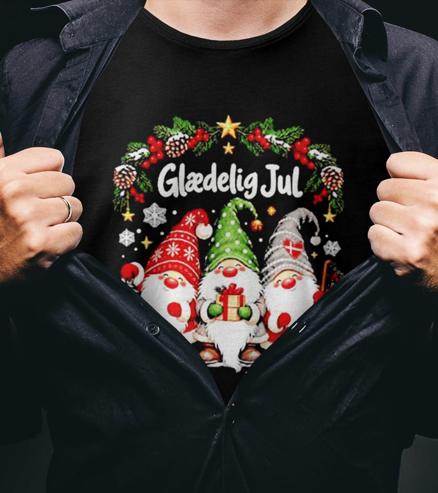 Glaedelig Jul Christmas Gnomes With Denmark Flag And Lanterns T-Shirt
