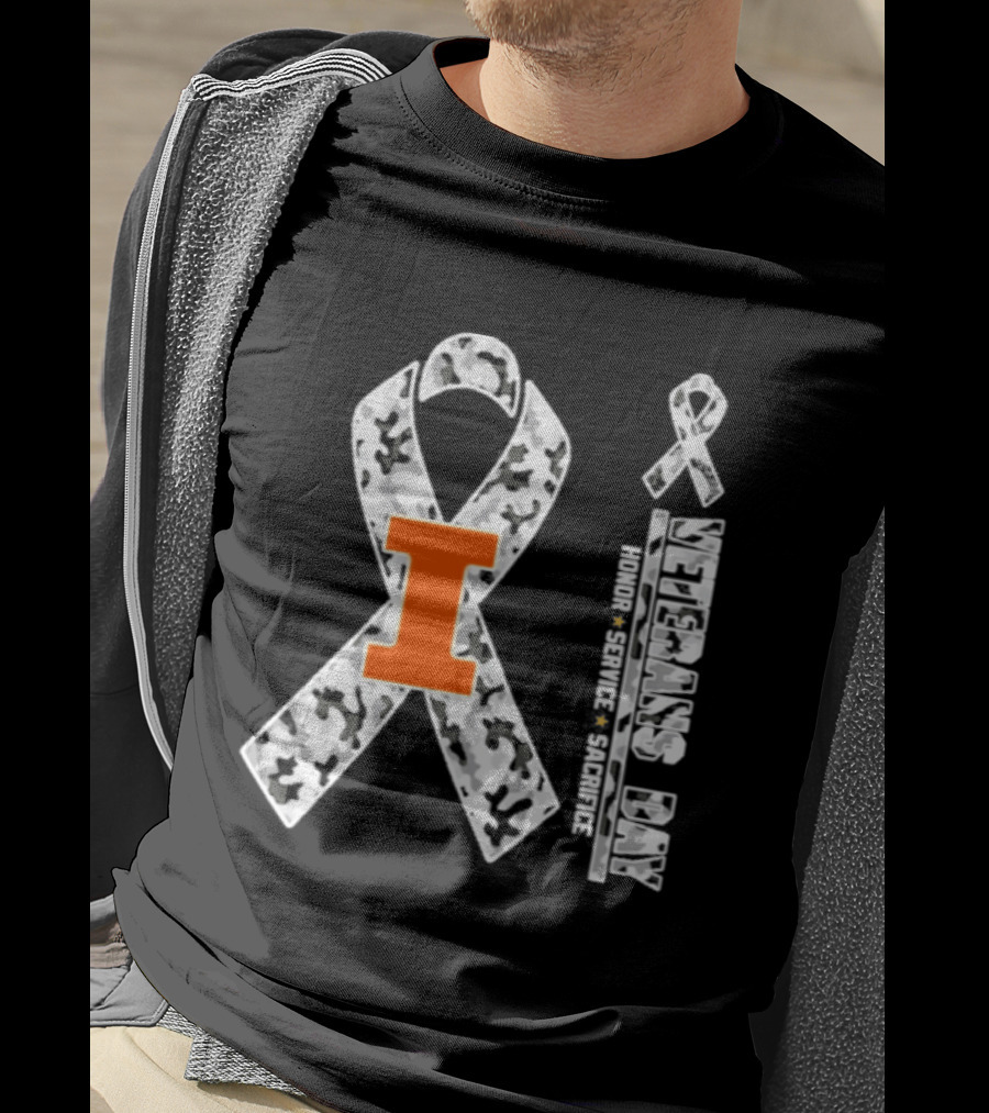 Illinois Fighting Illini Veterans Day 2026 Honor Service Sacrifice Camouflage Ribbon T-Shirt