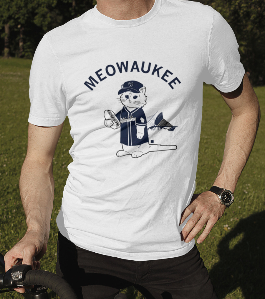Meowaukee Brew Crew Baseball Cat Milwaukee Brewers Fan T-Shirt