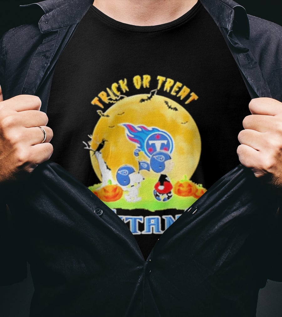 Tennessee Titans Peanuts Trick Or Treat Halloween 2026 Abbey Road T-Shirt