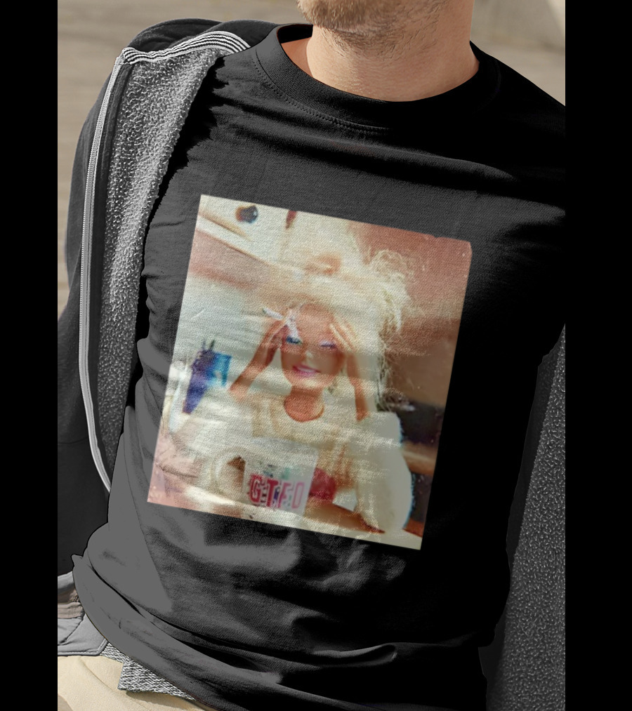 Distressed Doll Face Meme GTFO Coffee Cup T-Shirt