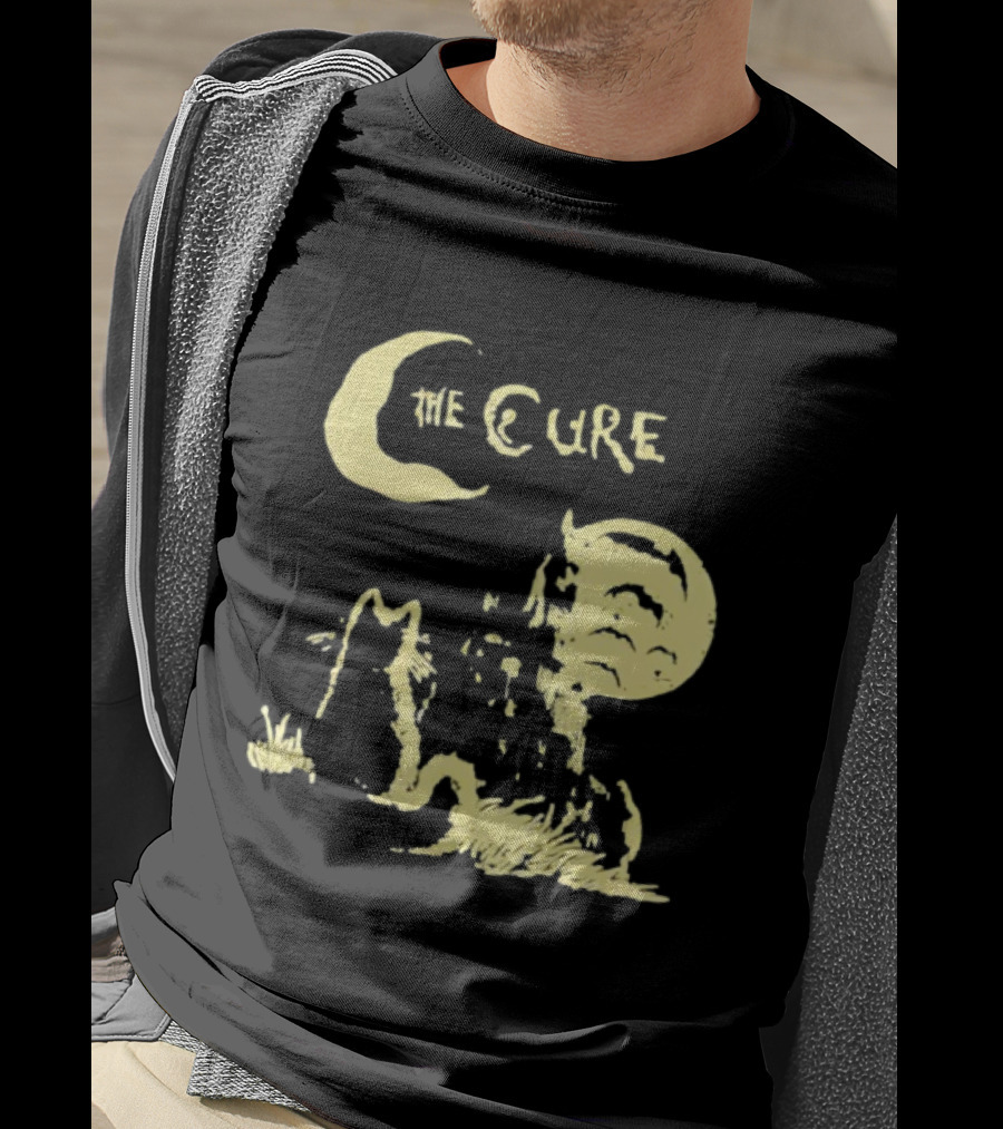The Cure Cat Gothic Vintage Moonlit Night Scene T-Shirt