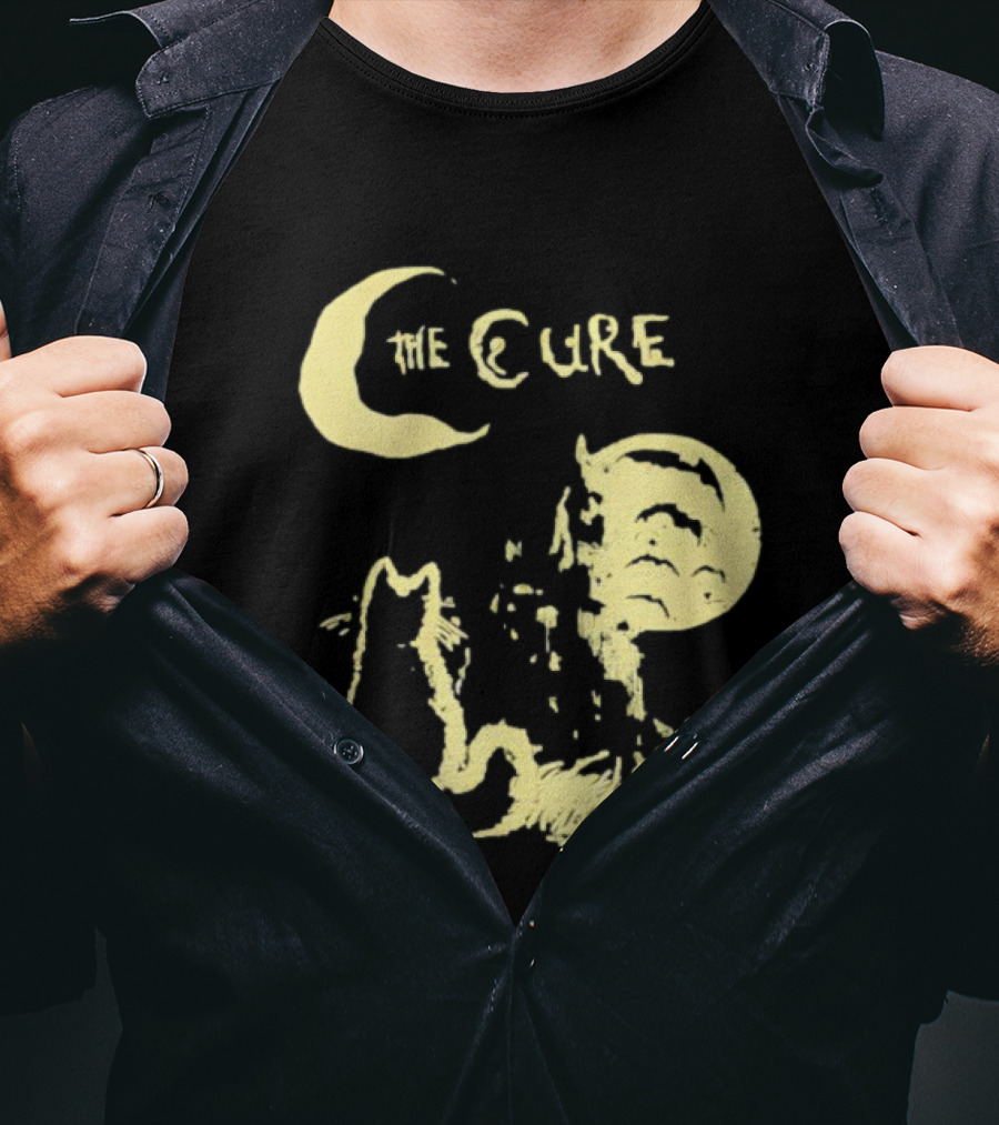 The Cure Cat Gothic Vintage Moonlit Night Scene T-Shirt