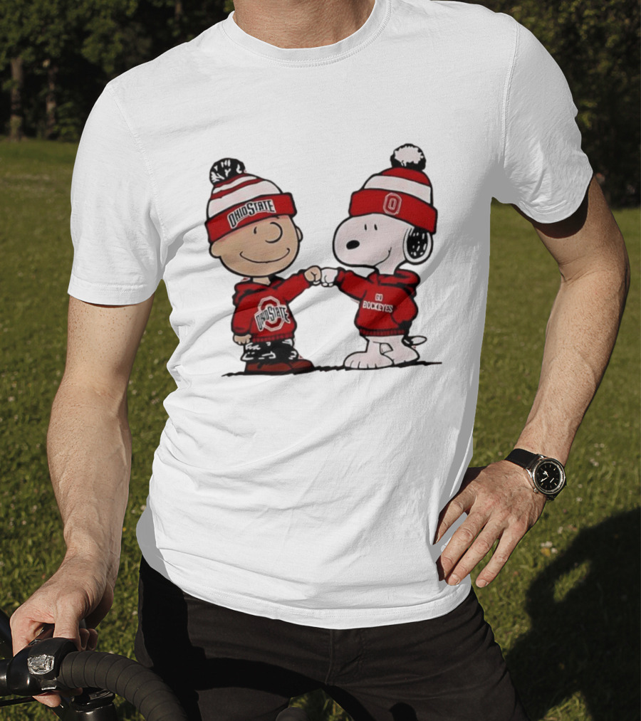 Charlie Brown Snoopy Ohio State Buckeyes Fist Bump Winter Gear T-Shirt
