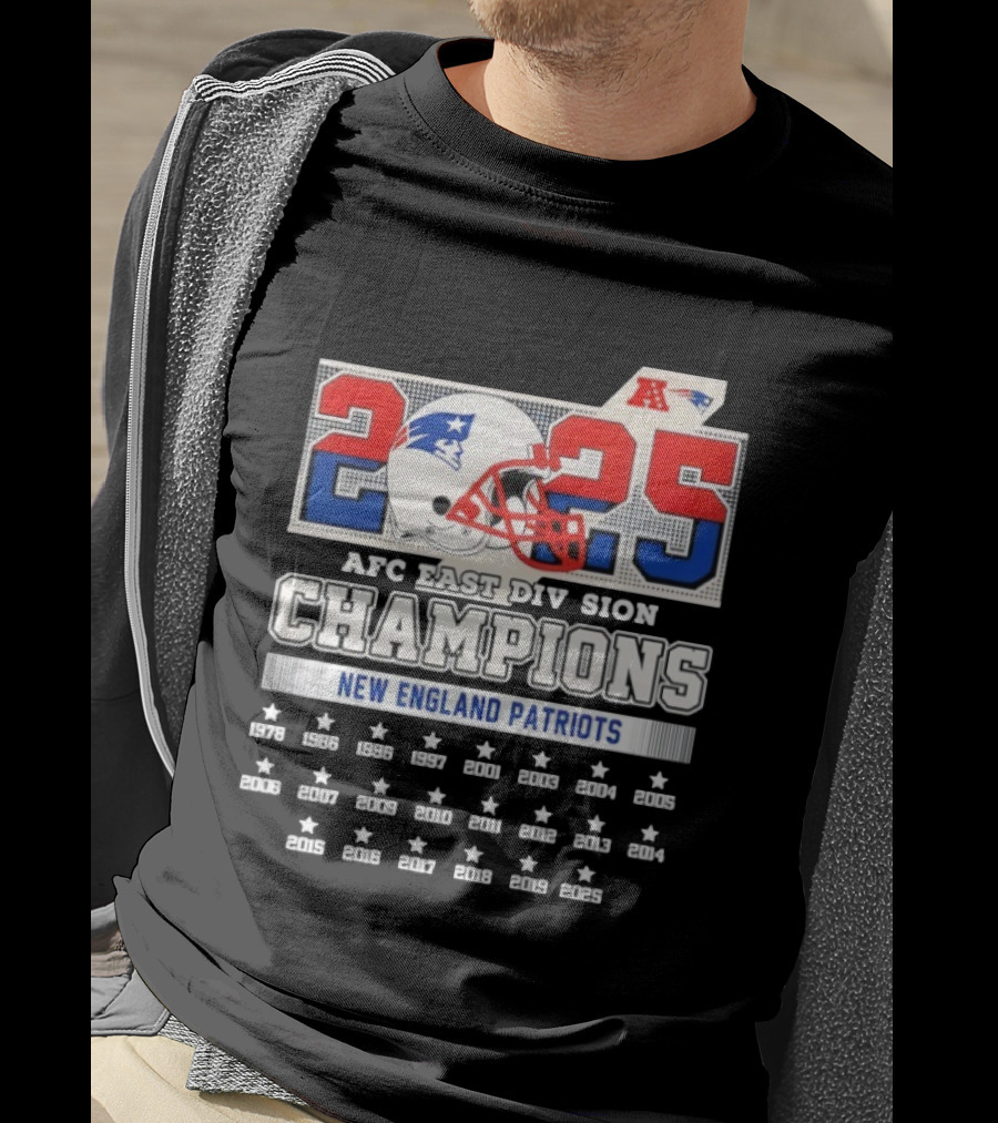 New England Patriots 2025 AFC East Division Champions Helmet Stars T-Shirt