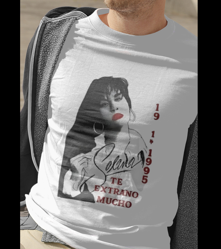 Selena Quintanilla 1971 1995 Te Extraño Mucho Black And White Elegance T-Shirt