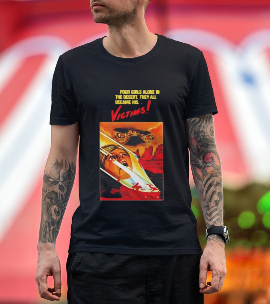 Four Girls Alone In The Desert Horror Victims Vintage Style Thriller T-Shirt