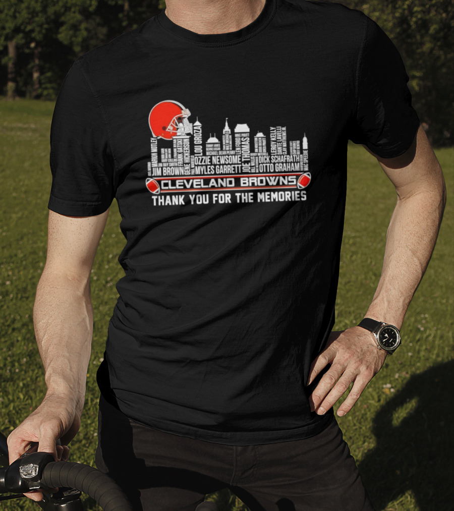 Cleveland Browns Thank You For The Memories City Skyline Helmet Football T-Shirt