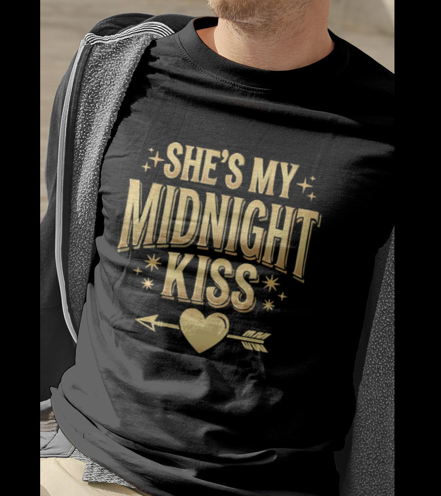 She's My Midnight Kiss Heart And Arrow Stars T-Shirt