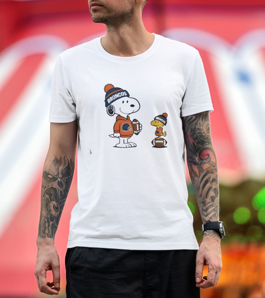 Snoopy Woodstock Denver Broncos NFL Football Fans T-Shirt