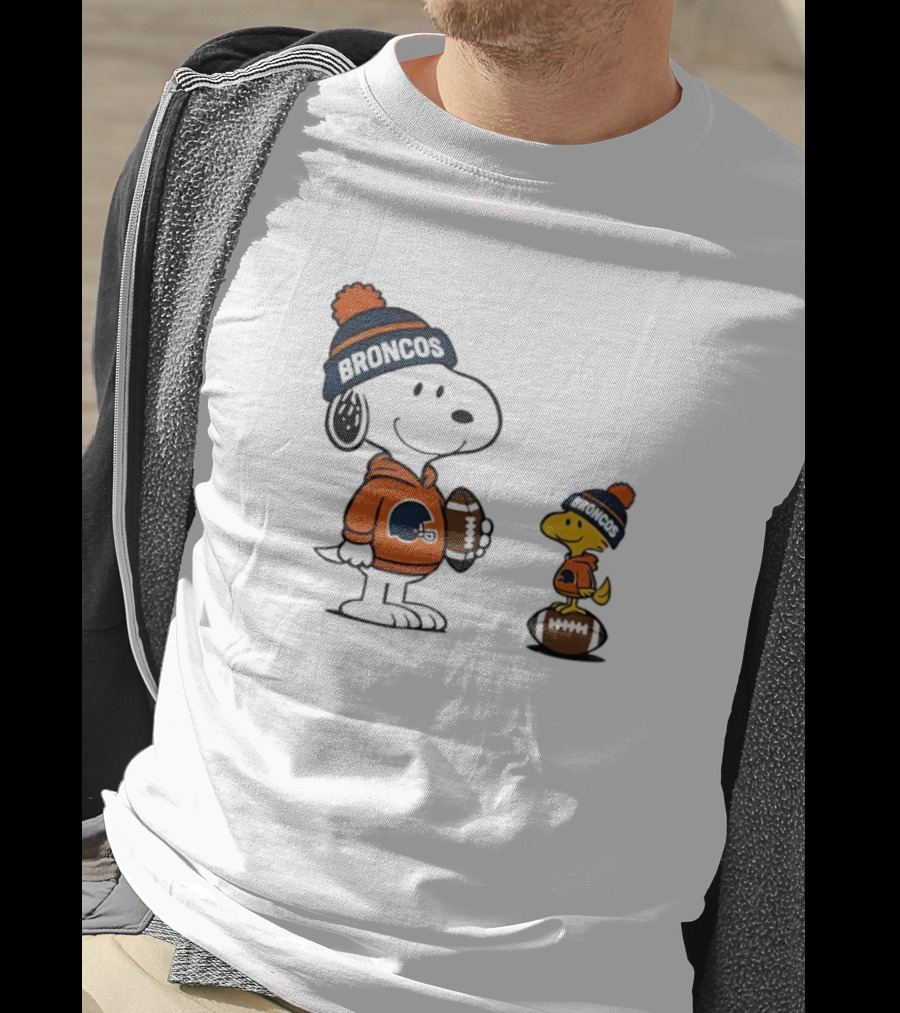 Snoopy Woodstock Denver Broncos NFL Football Fans T-Shirt