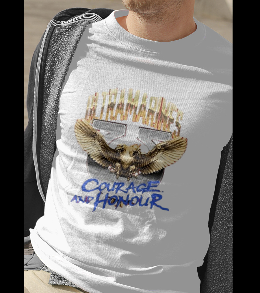 Warhammer 40 000 Ultramarines Courage And Honour Emblem With Eagle Wings T-Shirt