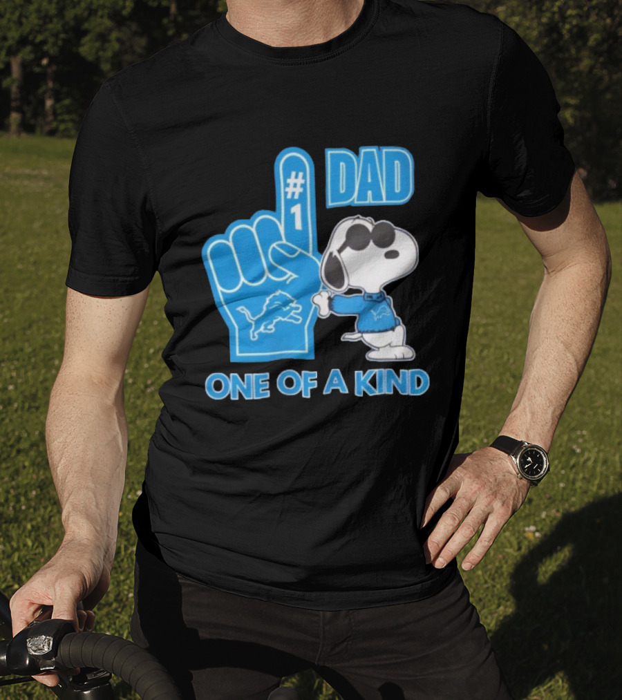 Detroit Lions Snoopy #1 Dad One Of A Kind T-Shirt