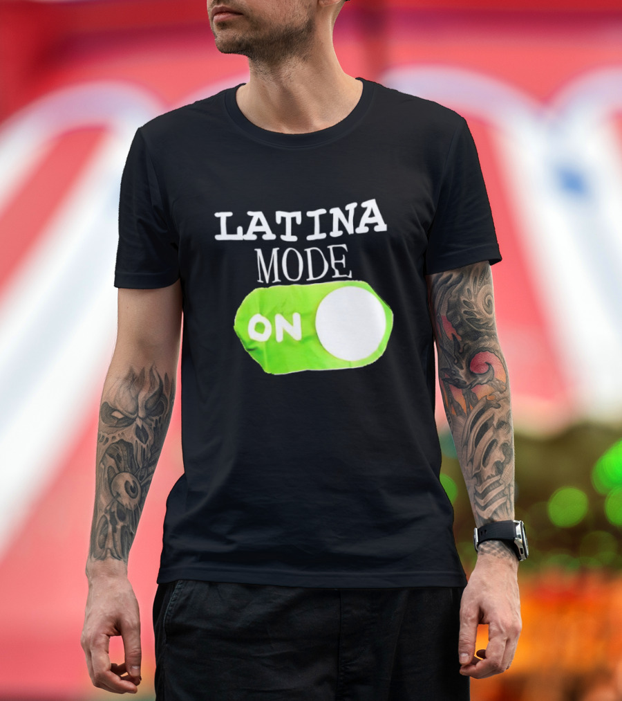 Latina Mode On Switch Green Circle T-Shirt