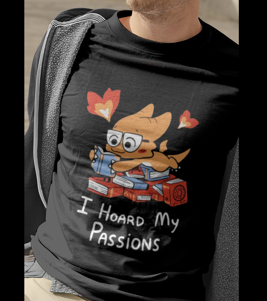 Dragon With Glasses Reading Books I Hoard My Passions Cute T-Shirt