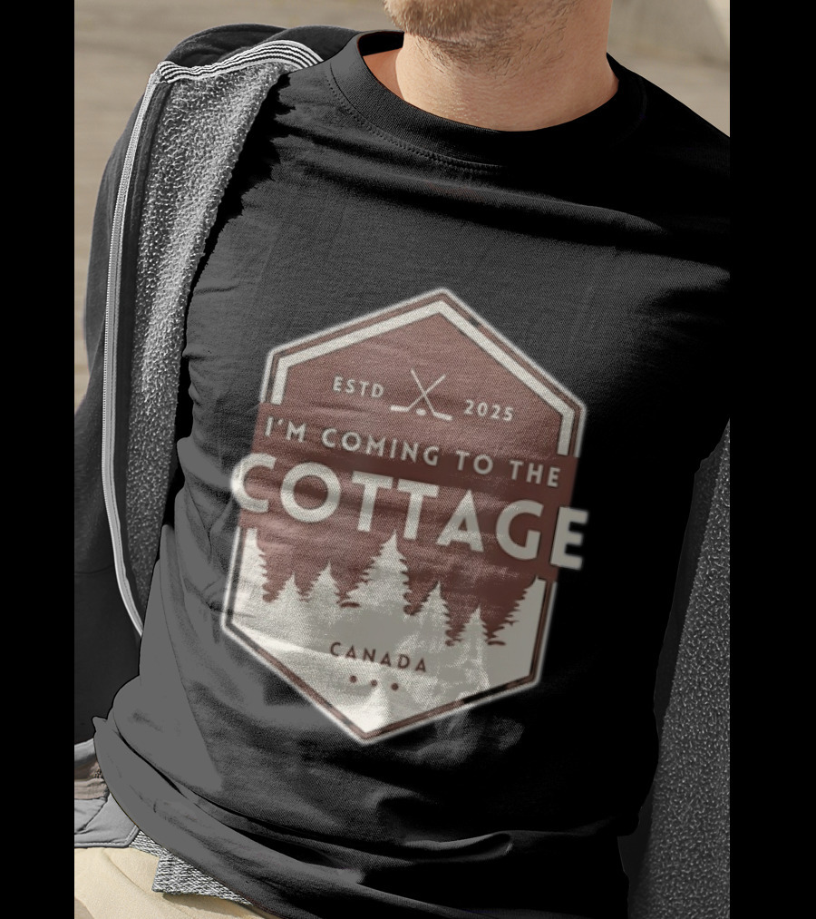 I'm Coming To The Cottage ESTD 2025 Canada T-Shirt