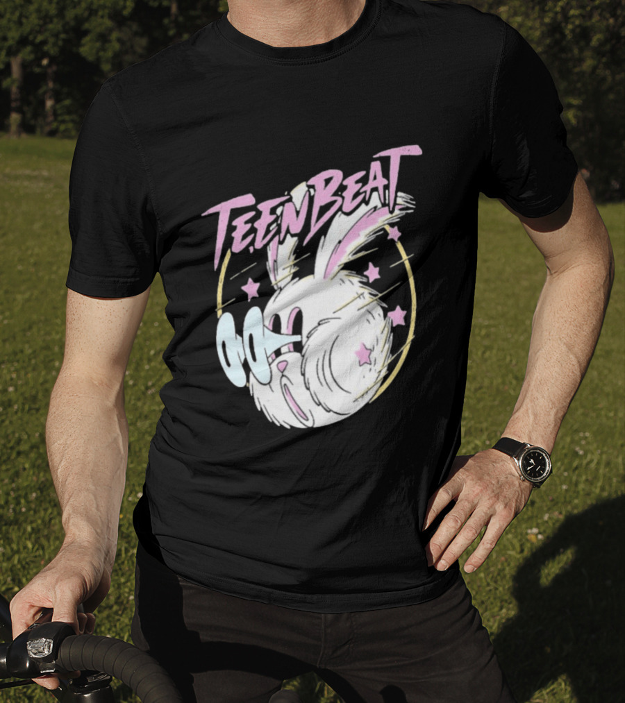 Teen Beat Blink Bunny Whimsical Pastel Stars Emo Vibe T-Shirt