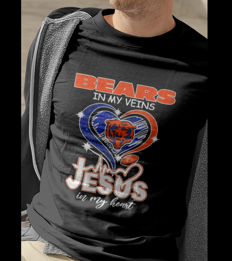 Bears In My Veins Heartbeat Jesus In My Heart T-Shirt